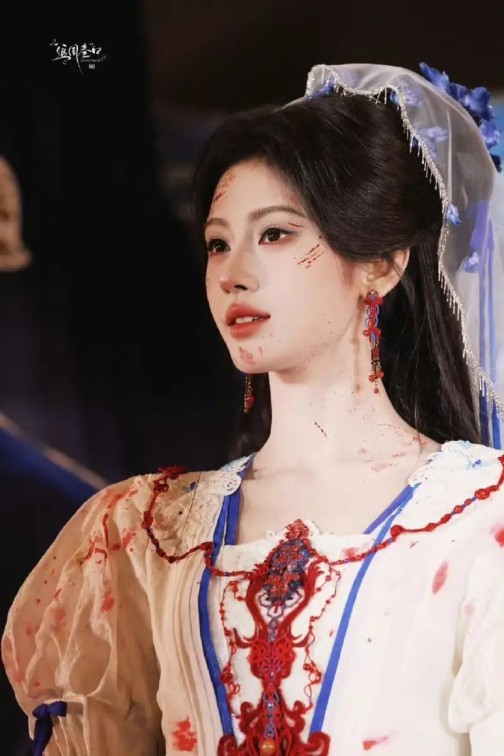 《即刻上场》首播评析：学霸职场剧的内卷与节奏之争