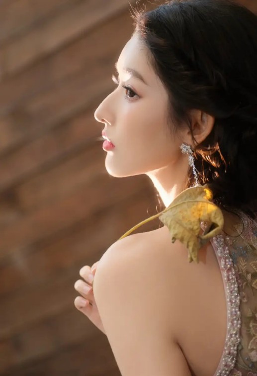 突发！TVB老戏骨李龙基疑被蒙骗当第三者，未婚妻曝已婚生子