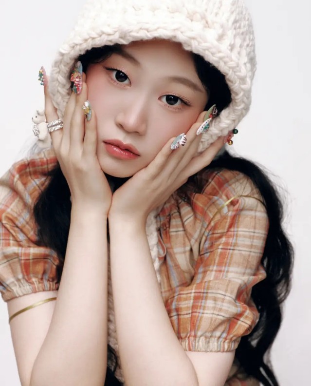 章泽天播客上线，第一期嘉宾是刘嘉玲，田朴珺也做过类似节目