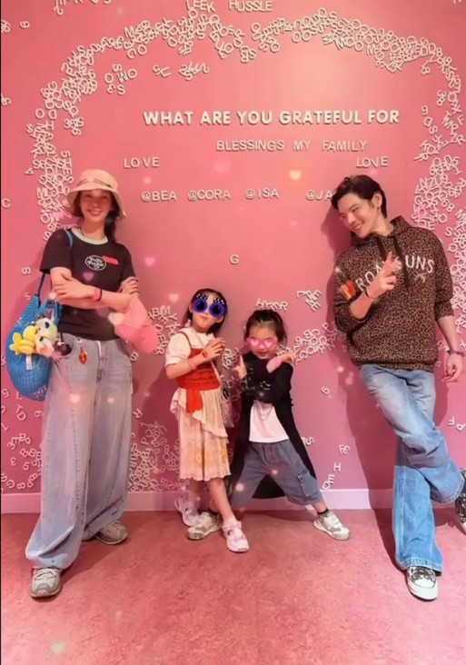 65岁费翔近况曝光！经历4段恋情坚持不婚不育，如今独居英国让人唏嘘