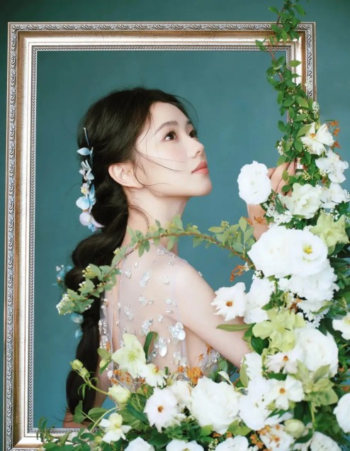 王传君捧场陈赫话剧赠送花篮，昵称“贤哥”，掀粉丝回忆杀