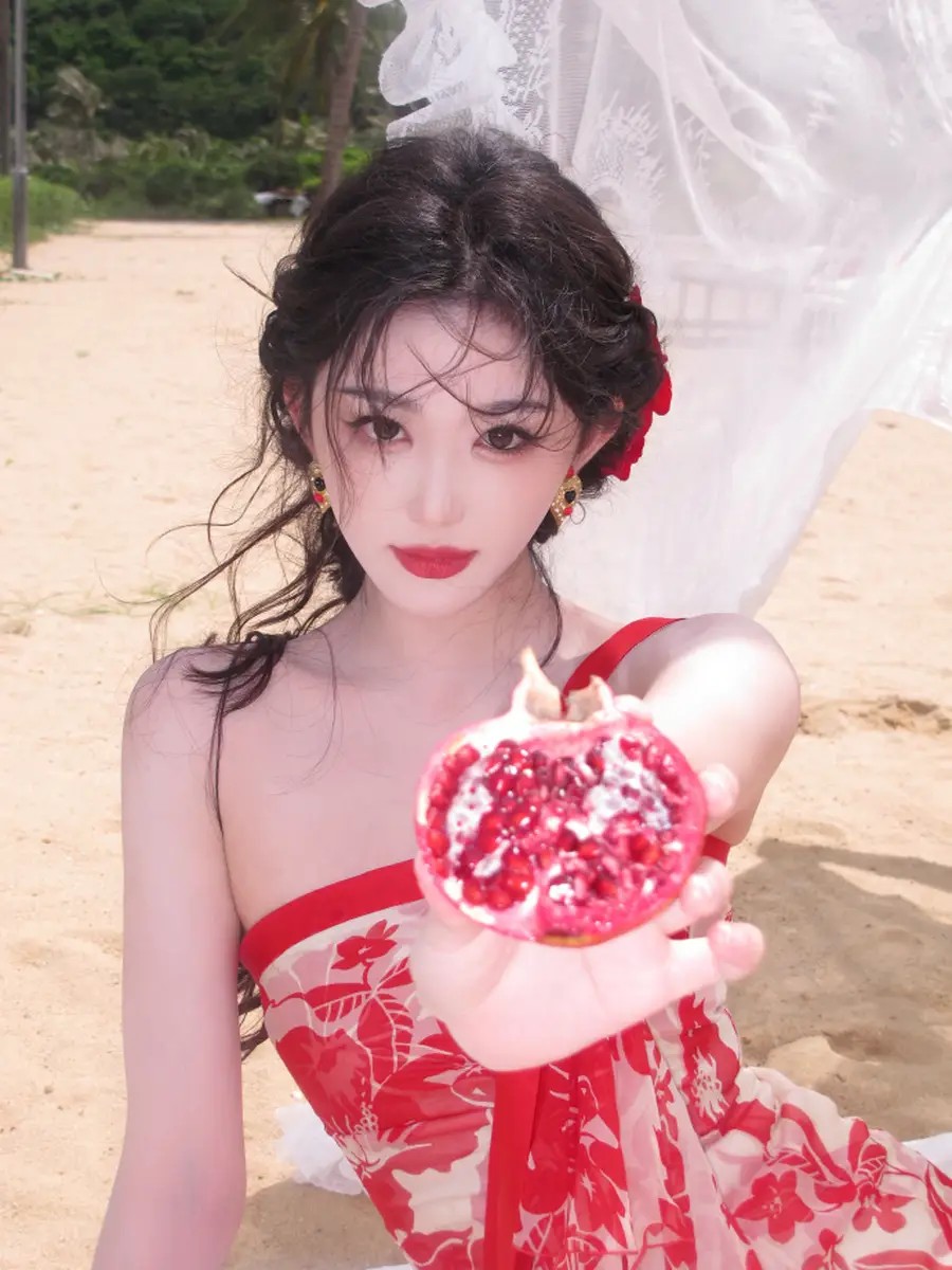 娱乐圈独一份！杜华自爆内幕：唐九洲不靠唱跳，凭高考647分考入乐华